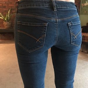 Women’s low rise flared jeans